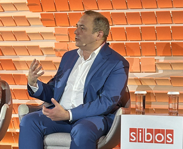 Jonathan Hackett, Head of Sustainable Finance, BMO Capital Markets, speaks about investment taxonomies at Sibos Beijing. 