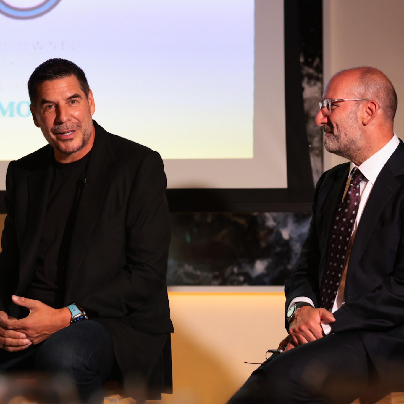 Marcelo Claure and Alan Tannenbaum in discussion